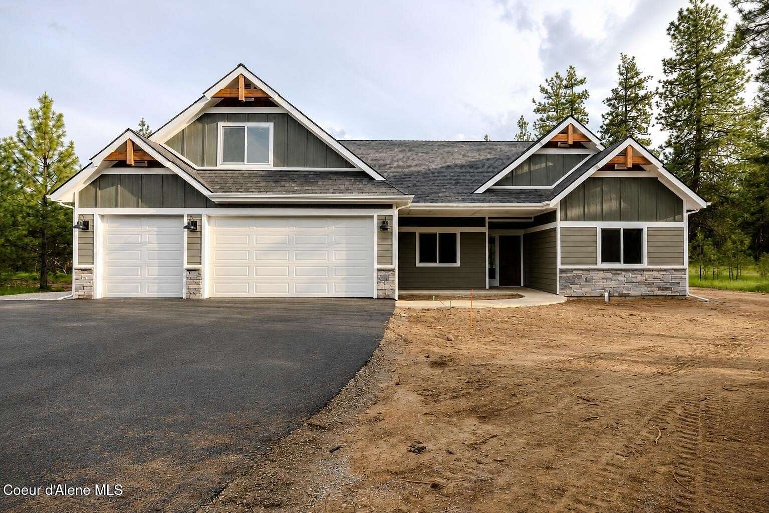 4.74 Acres of Land with Home for Sale in Athol, Idaho
