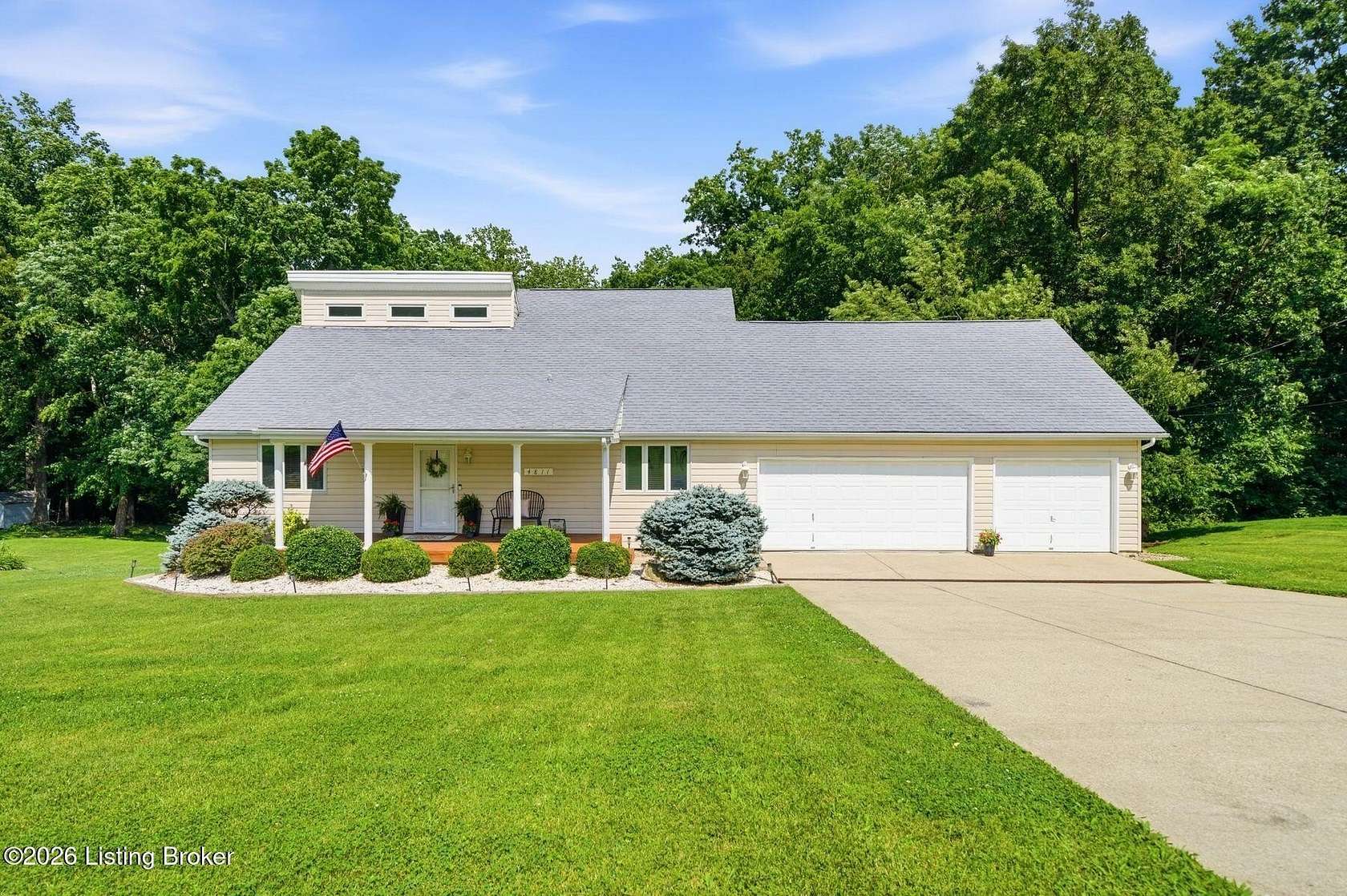 1.7 Acres of Land with Home for Sale in Shepherdsville, Kentucky