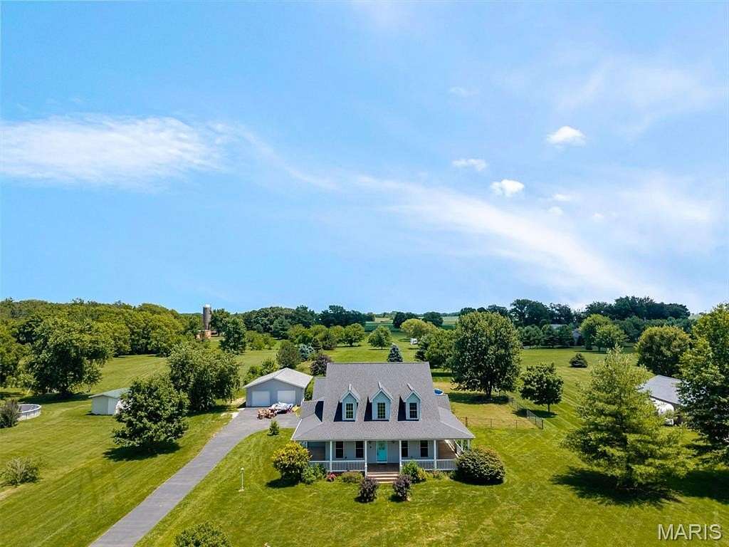 3.16 Acres of Land with Home for Sale in Highland, Illinois