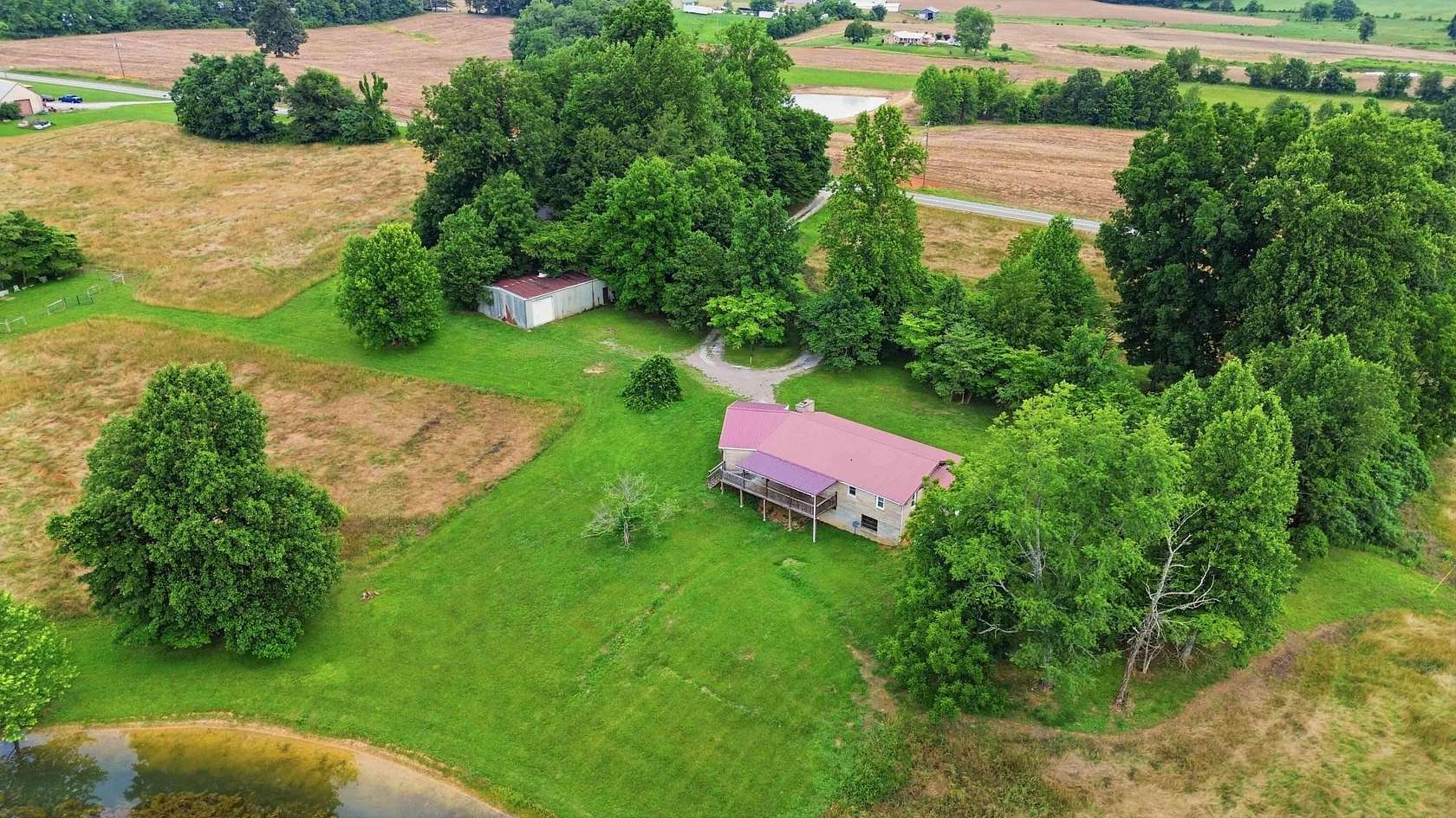 41.5 Acres of Land with Home for Sale in Eubank, Kentucky