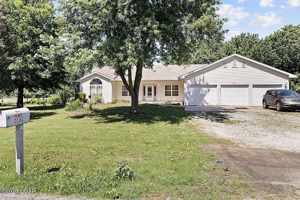 3 Acres of Land with Home for Sale in Joplin, Missouri