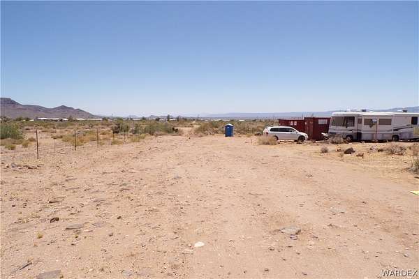 1.17 Acres of Residential Land for Sale in Golden Valley, Arizona