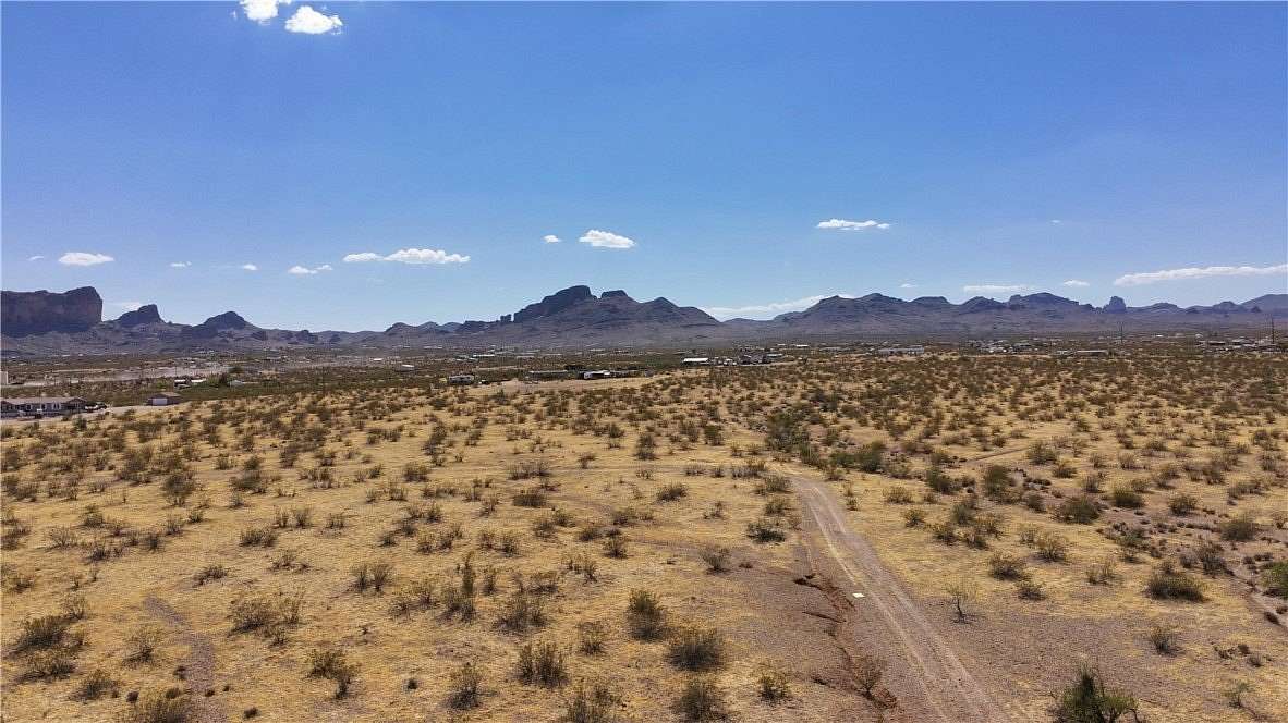 5 Acres of Residential Land for Sale in Golden Valley, Arizona