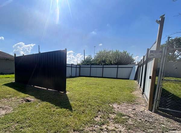 0.04 Acres of Residential Land for Sale in Houston, Texas