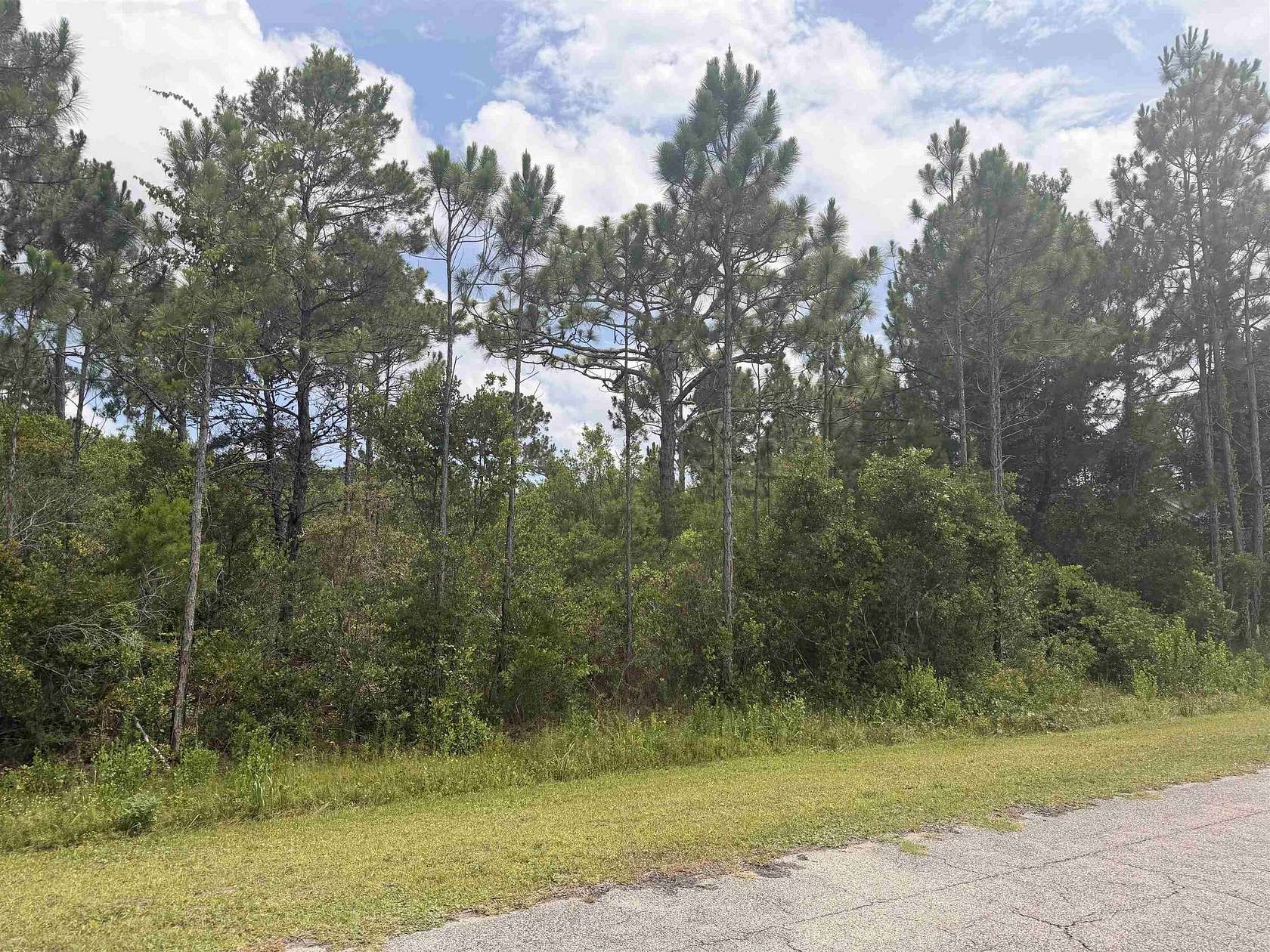 1 Acre of Residential Land for Sale in Eastpoint, Florida