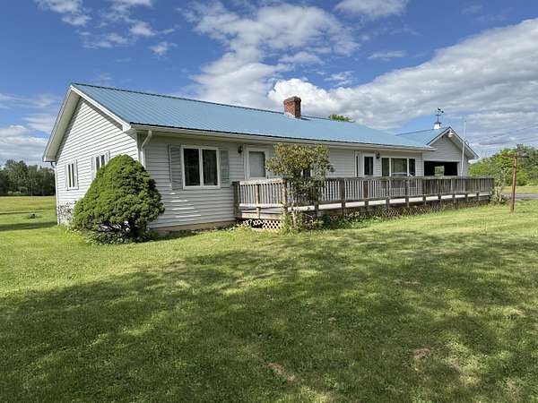 1.89 Acres of Land with Home for Sale in West Gardiner Town, Maine