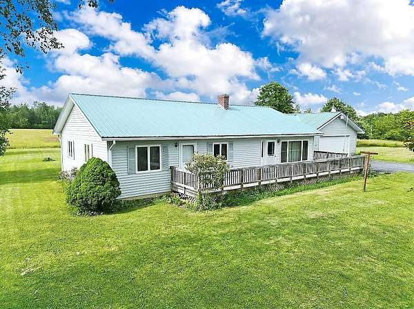 1.89 Acres of Land with Home for Sale in West Gardiner Town, Maine