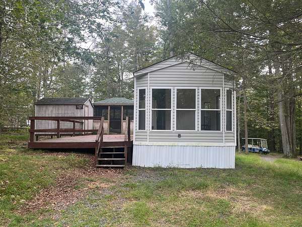 0.14 Acres of Residential Land for Sale in Gouldsboro, Pennsylvania