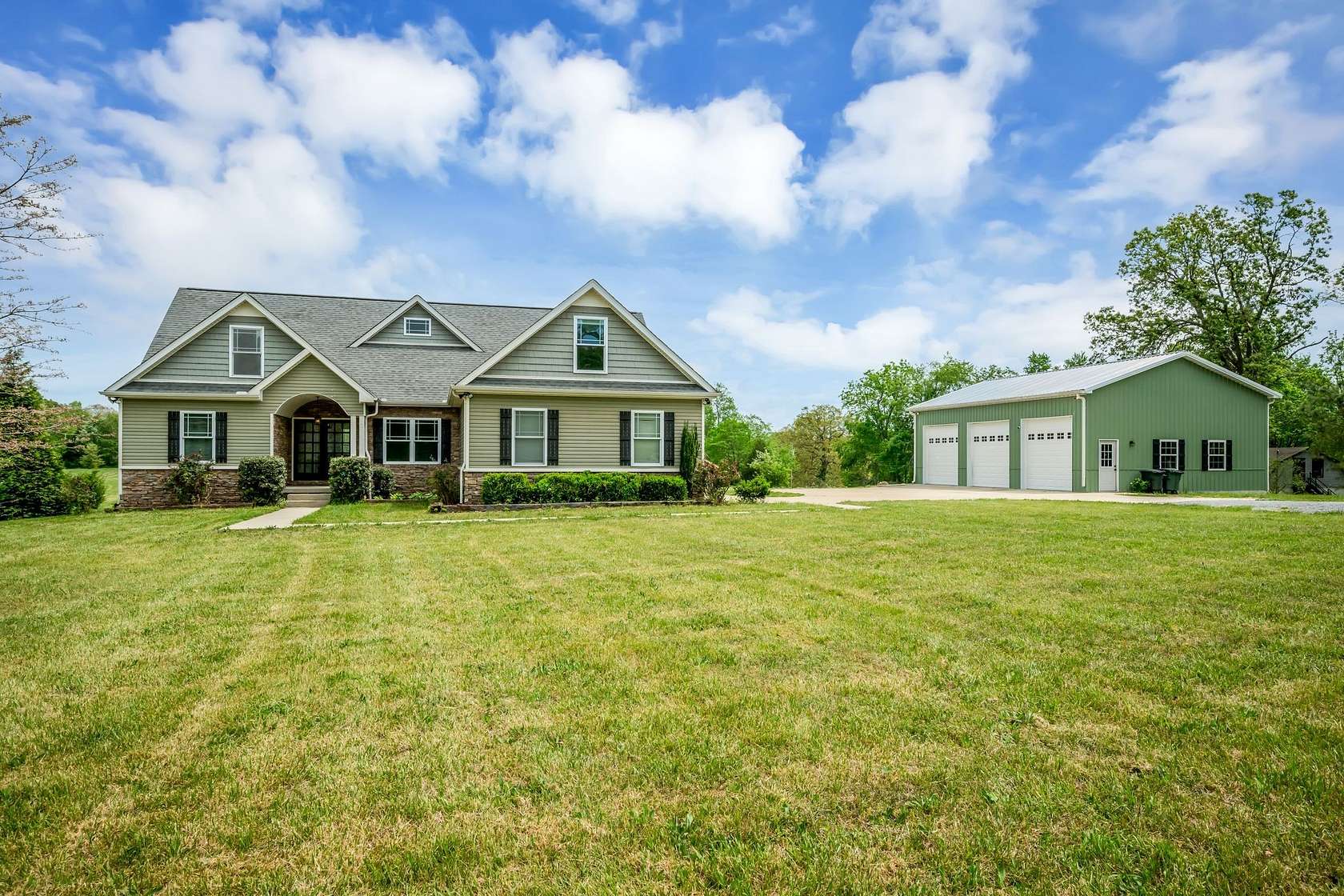 6 Acres of Land with Home for Sale in Bon Aqua, Tennessee