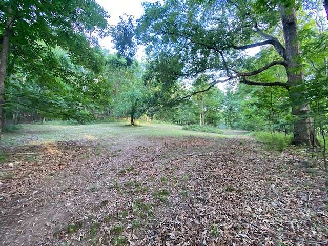 5.1 Acres of Residential Land for Sale in Hendersonville, Tennessee