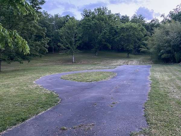 5.1 Acres of Residential Land for Sale in Hendersonville, Tennessee