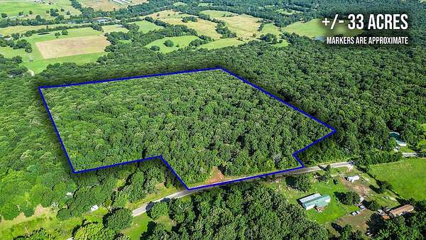 34 Acres of Recreational & Residential Land for Sale in Prairie Grove, Arkansas