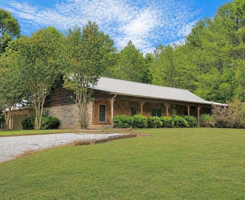 6.6 Acres of Land with Home for Sale in Tupelo, Mississippi