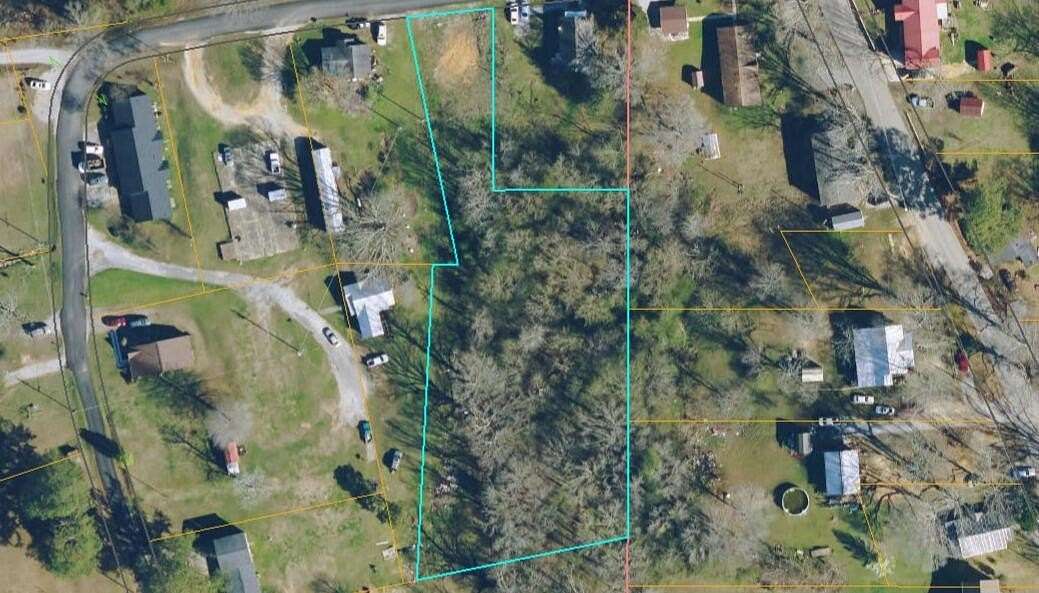 1 Acre of Residential Land for Sale in Baldwyn, Mississippi