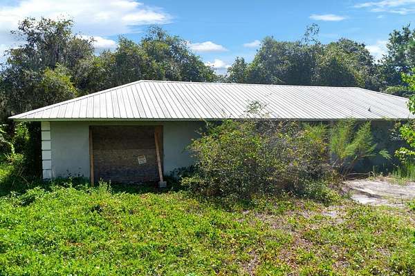 5.84 Acres of Land with Home for Sale in St. Cloud, Florida