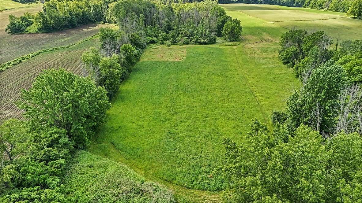 26.8 Acres of Land for Sale in Marion, New York
