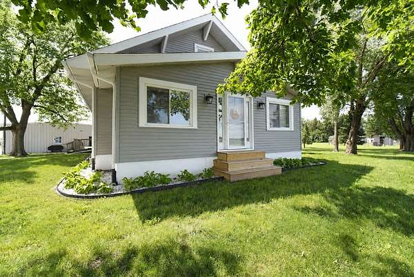 2.6 Acres of Land with Home for Sale in Nevada, Iowa