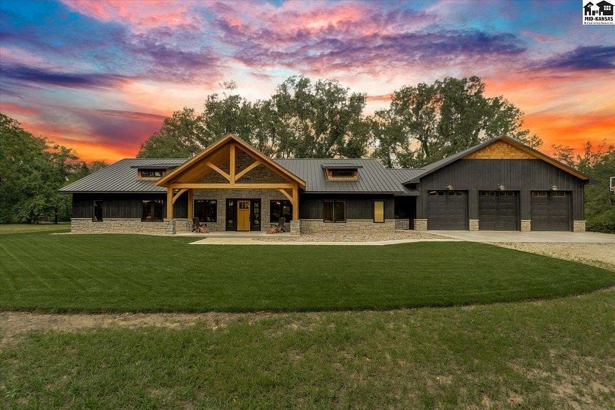 4.27 Acres of Land with Home for Sale in Hutchinson, Kansas