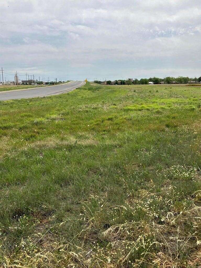 0.81 Acres of Commercial Land for Sale in Plainview, Texas