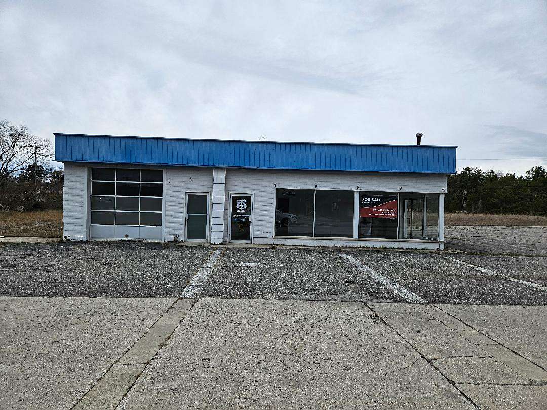 1.47 Acres of Improved Commercial Land for Sale in Oscoda, Michigan