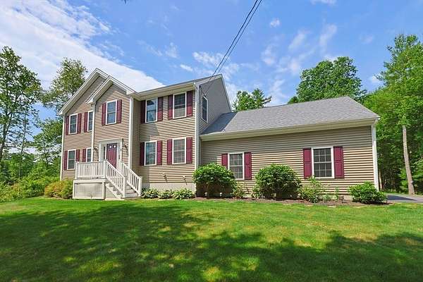 1.54 Acres of Land with Home for Sale in Berkley, Massachusetts