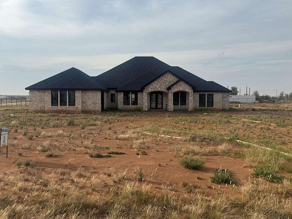 3.1 Acres of Land with Home for Sale in Midland, Texas