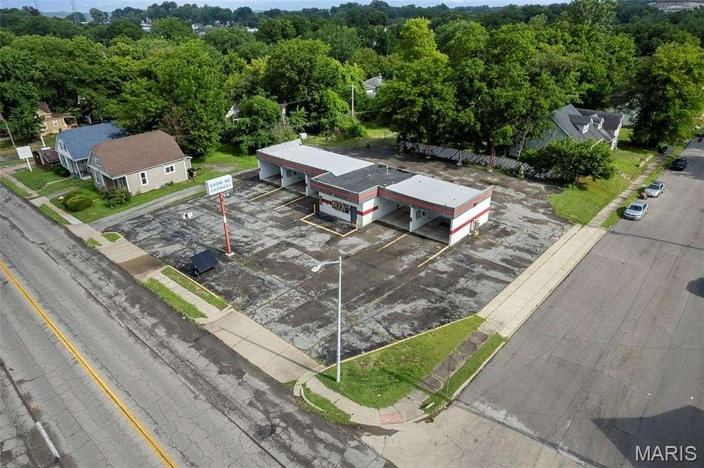 0.51 Acres of Improved Mixed-Use Land for Sale in Cape Girardeau, Missouri