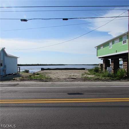 0.12 Acres of Mixed-Use Land for Sale in Matlacha, Florida