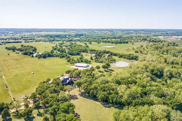 62 Acres of Recreational Land with Home for Sale in Whitesboro, Texas