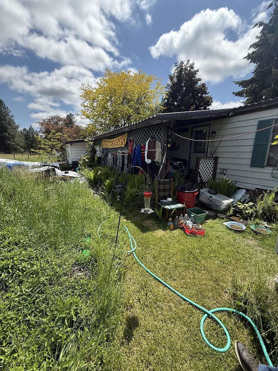 10.3 Acres of Land with Home for Sale in Deer Park, Washington