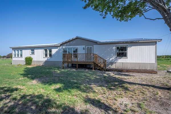 5.59 Acres of Land with Home for Sale in Granbury, Texas