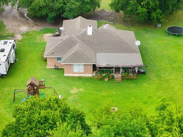 8.48 Acres of Land with Home for Sale in Farmersville, Texas