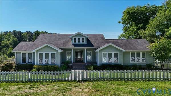 31.8 Acres of Agricultural Land with Home for Sale in Rice, Virginia