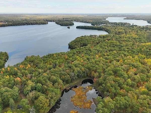 1 Acre of Land for Sale in Holcombe, Wisconsin
