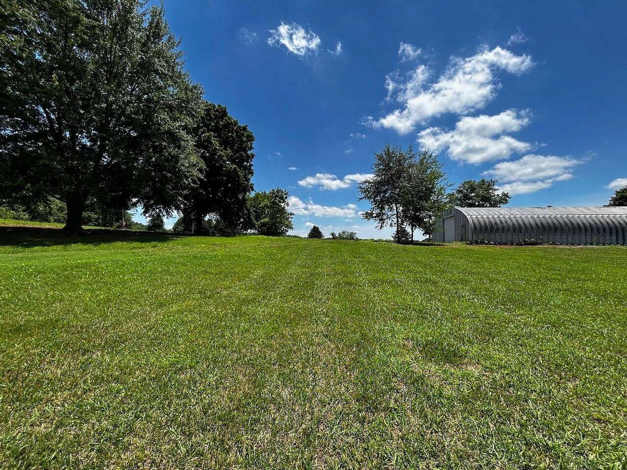2.59 Acres of Land for Sale in Decatur, Tennessee