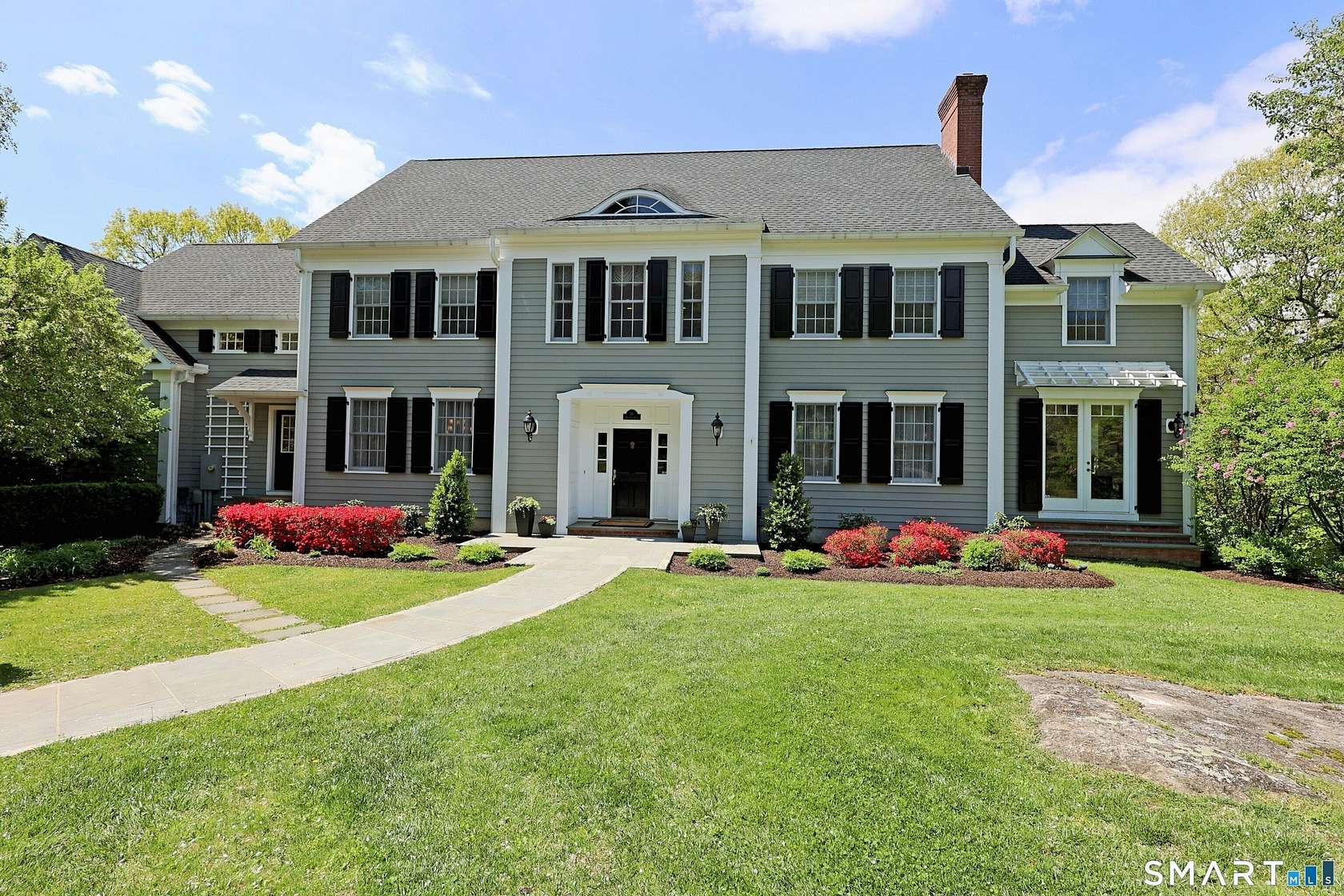 2.88 Acres of Land with Home for Sale in Ridgefield, Connecticut