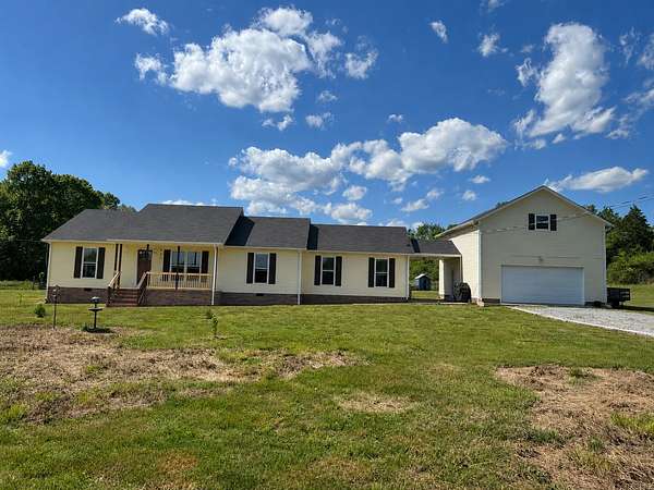2.3 Acres of Land with Home for Sale in Wartrace, Tennessee