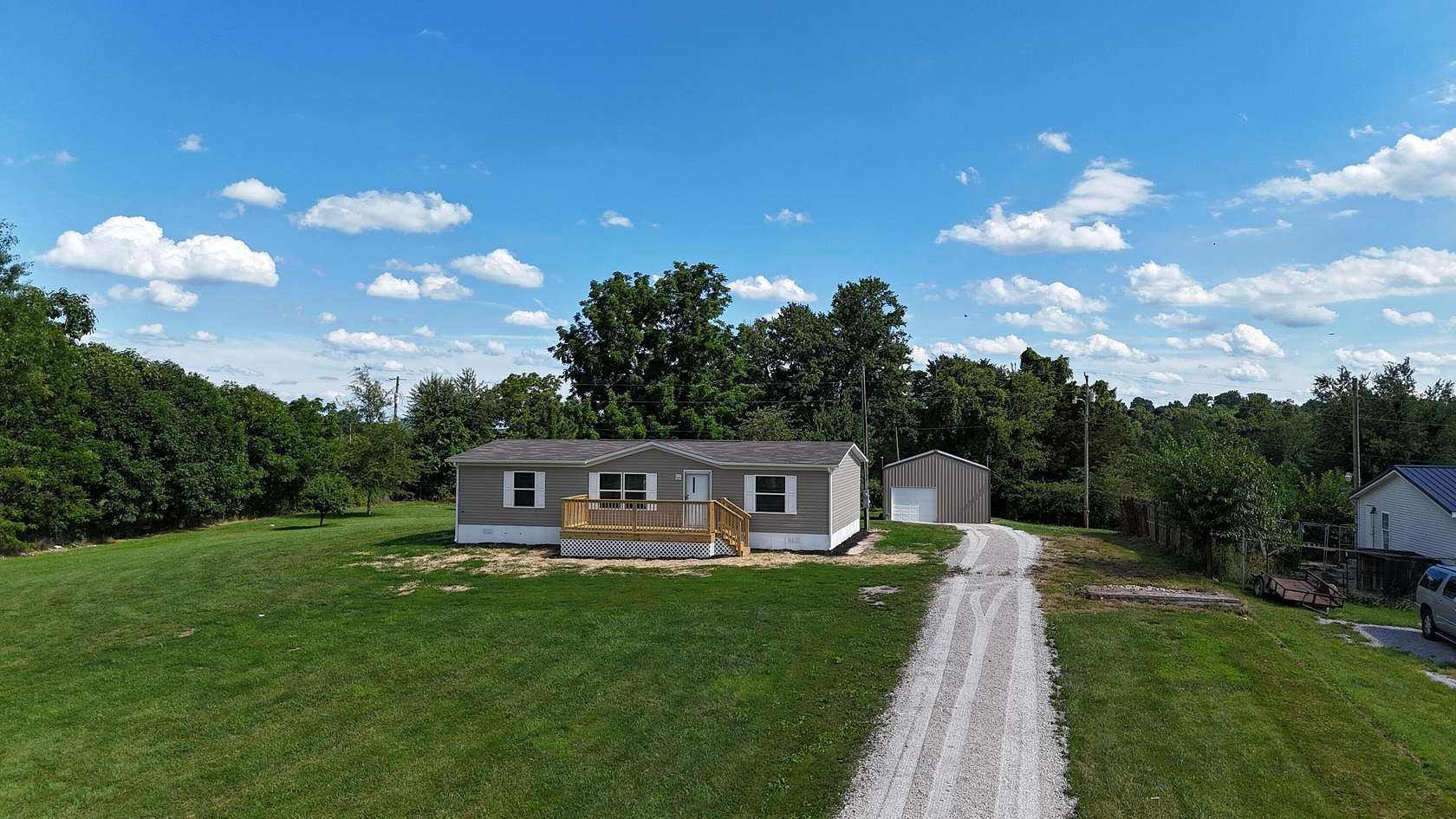 1.38 Acres of Land with Home for Sale in Eubank, Kentucky