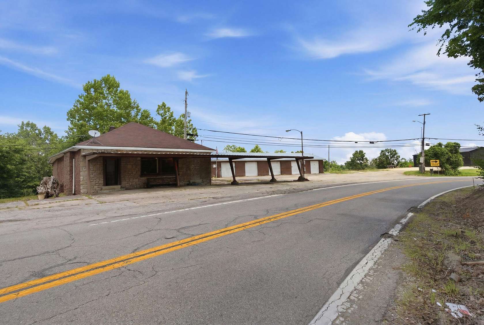 1.52 Acres of Improved Mixed-Use Land for Sale in Frankfort, Kentucky