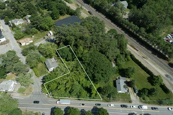 0.42 Acres of Mixed-Use Land for Sale in Brunswick, Maine