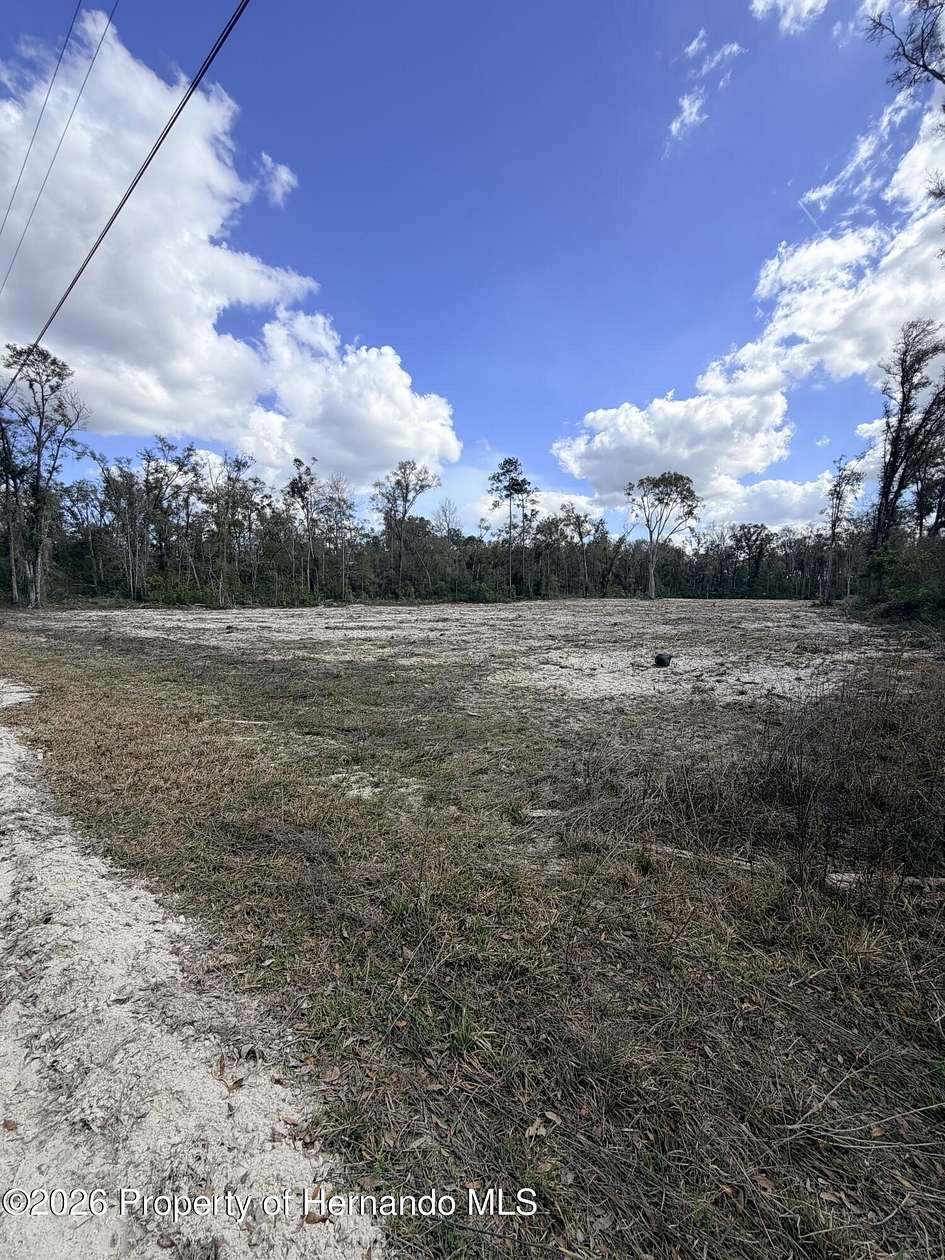 3.15 Acres of Residential Land for Sale in Old Town, Florida