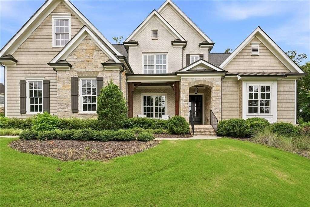 2 Acres of Land with Home for Lease in Alpharetta, Georgia