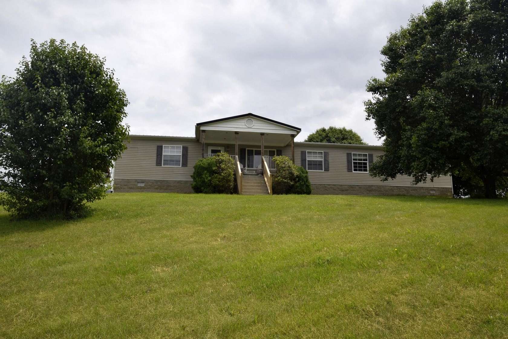 2 Acres of Land with Home for Sale in Maysville, Kentucky