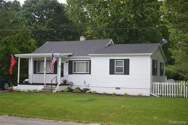2.77 Acres of Land with Home for Sale in Mount Morris, Michigan