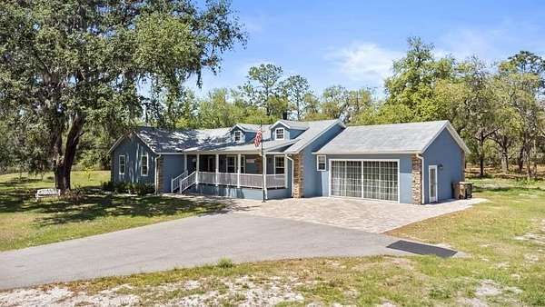 4.55 Acres of Land with Home for Sale in Clermont, Florida