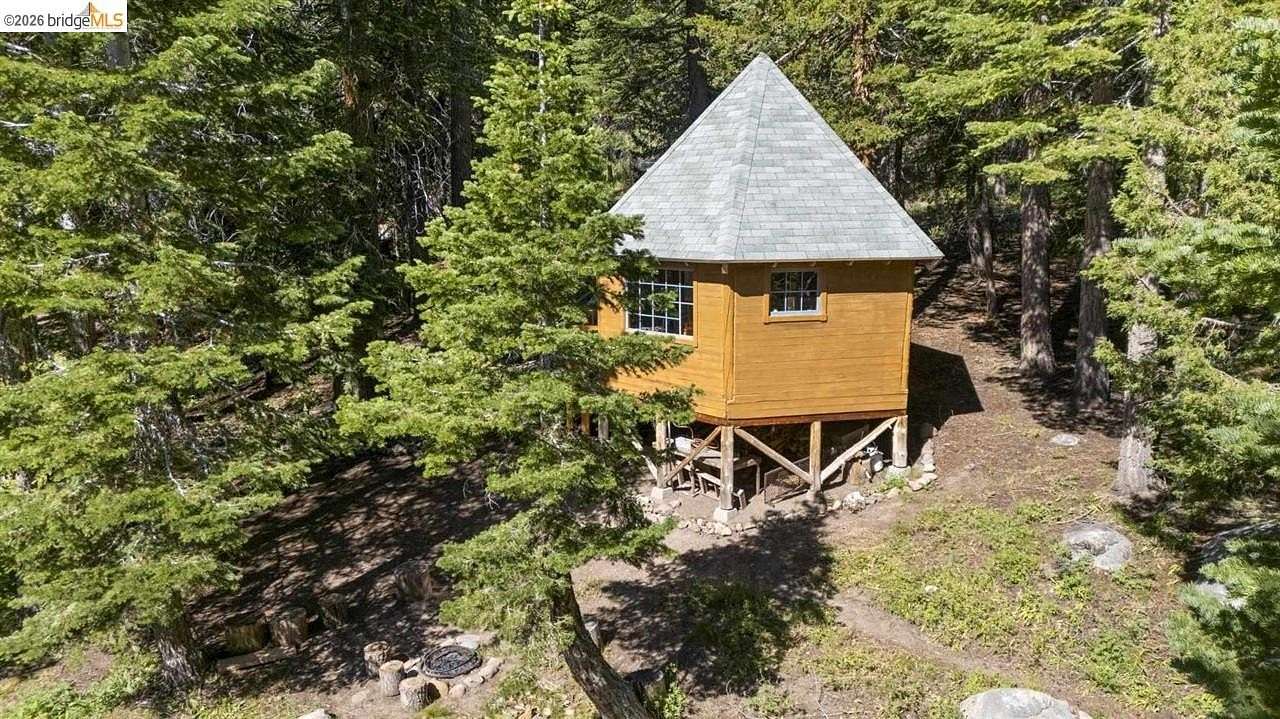 5 Acres of Land with Home for Sale in Strawberry, California