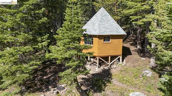 5 Acres of Land with Home for Sale in Strawberry, California