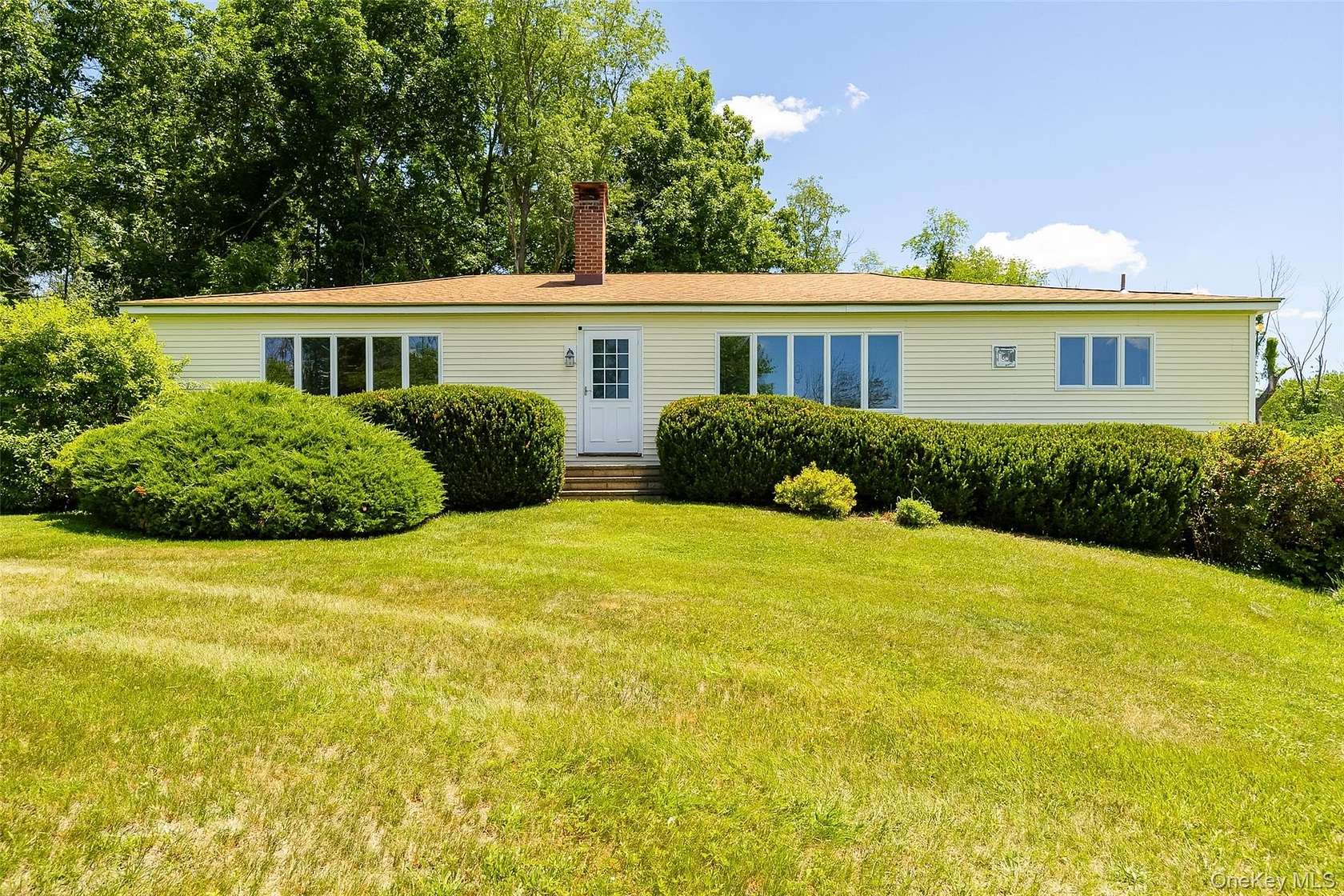 2.2 Acres of Land with Home for Sale in Verbank, New York