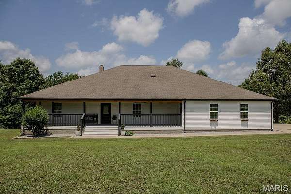 4 Acres of Land with Home for Sale in Doniphan, Missouri