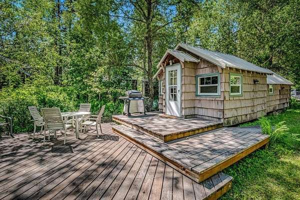 0.5 Acres of Land with Home for Sale in Newport, Washington